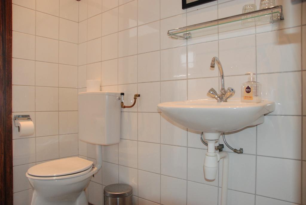 B&B Eten&Zo Tienraij Bagian luar foto